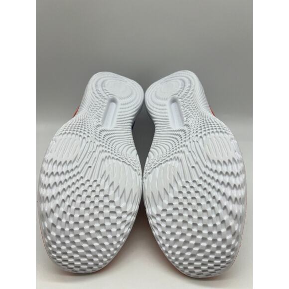 Under Armour Flow Dynamic Shoe 3026107-100 Women's Size 10 New - Picture 4 of 12